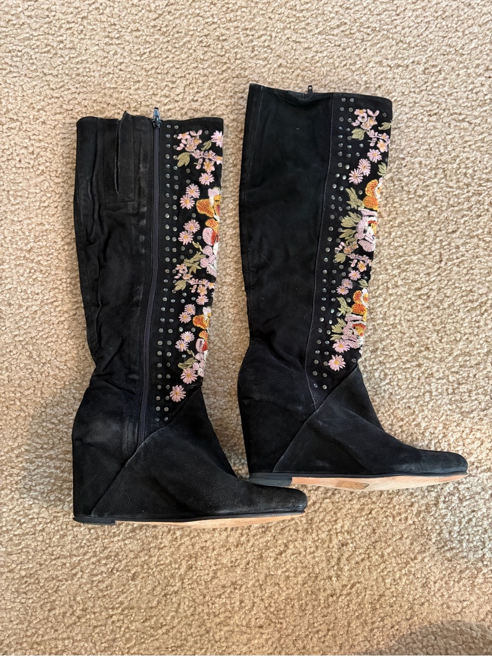 Free people Black Suede Knee-High Boots with Floral Embroidery. Size 8.
